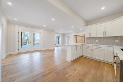 Tiny photo for 639 Compass Cove Circle, Moneta, VA 24121 (MLS # 363916)