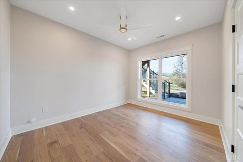 Tiny photo for 639 Compass Cove Circle, Moneta, VA 24121 (MLS # 363916)