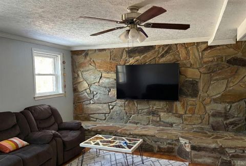 Tiny photo for 1605 Avondale Dr, Altavista, VA 24517 (MLS # 364255)