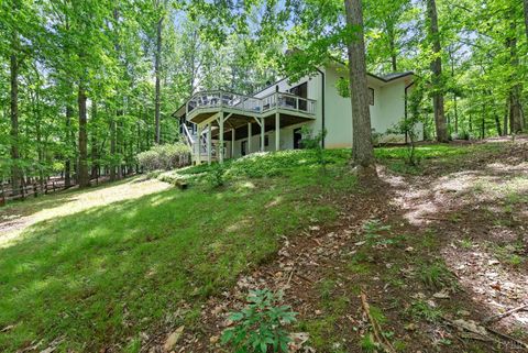 Tiny photo for 101 Oakmont Court, Lynchburg, VA 24503 (MLS # 365311)