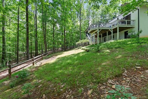 Tiny photo for 101 Oakmont Court, Lynchburg, VA 24503 (MLS # 365311)