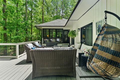 Tiny photo for 101 Oakmont Court, Lynchburg, VA 24503 (MLS # 365311)