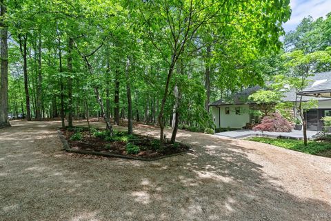 Tiny photo for 101 Oakmont Court, Lynchburg, VA 24503 (MLS # 365311)