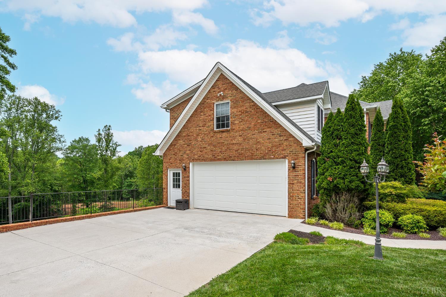 3374 Goode Station Road, Goode, Virginia image 10