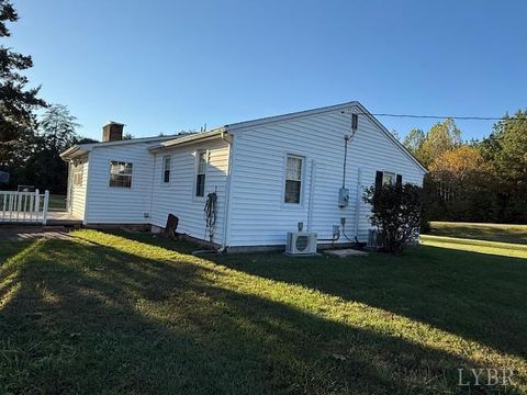 Tiny photo for 1484 Deer View Road, Gretna, VA 24577 (MLS # 362574)