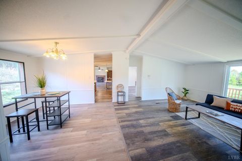 Tiny photo for 920 Hodnetts Road, Gretna, VA 24557 (MLS # 361580)