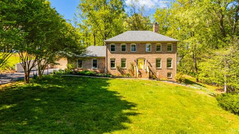 Photo of 209 Quail Ridge Drive, Forest, VA 24551 (MLS # 366096)