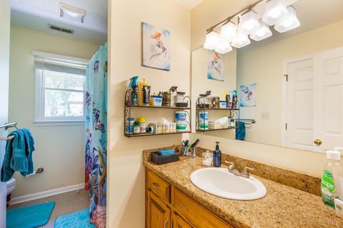 Tiny photo for 209 Quail Ridge Drive, Forest, VA 24551 (MLS # 366096)