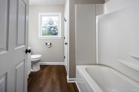 Tiny photo for 329 Stevens St St, Appomattox, VA 24522 (MLS # 362210)