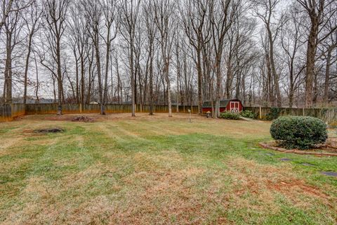 Tiny photo for 106 Maplewood Dr, Forest, VA 24551 (MLS # 364014)