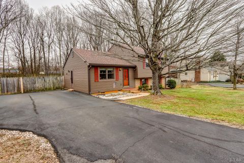 Tiny photo for 106 Maplewood Dr, Forest, VA 24551 (MLS # 364014)