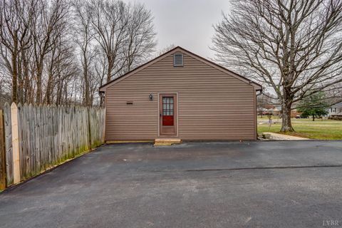Tiny photo for 106 Maplewood Dr, Forest, VA 24551 (MLS # 364014)