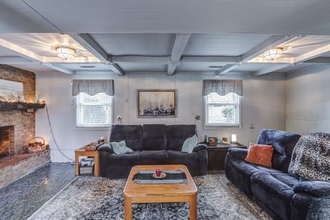 Tiny photo for 106 Maplewood Dr, Forest, VA 24551 (MLS # 364014)