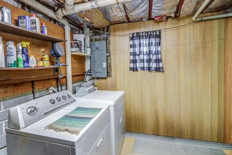 Tiny photo for 106 Maplewood Dr, Forest, VA 24551 (MLS # 364014)