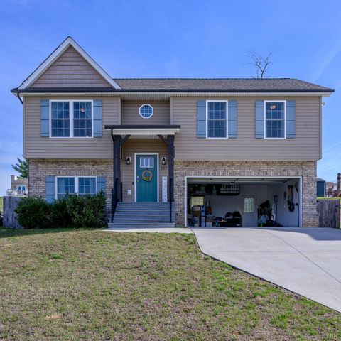 Homes For Sale - 107 Bennett Drive<br/> Lynchburg, VA 24501