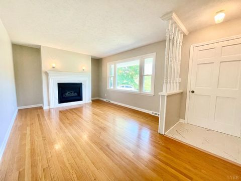 Tiny photo for 1018 Woodhaven Drive, Bedford, VA 24523 (MLS # 366670)