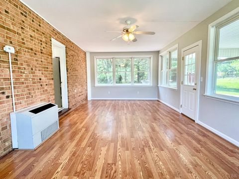 Tiny photo for 1018 Woodhaven Drive, Bedford, VA 24523 (MLS # 366670)