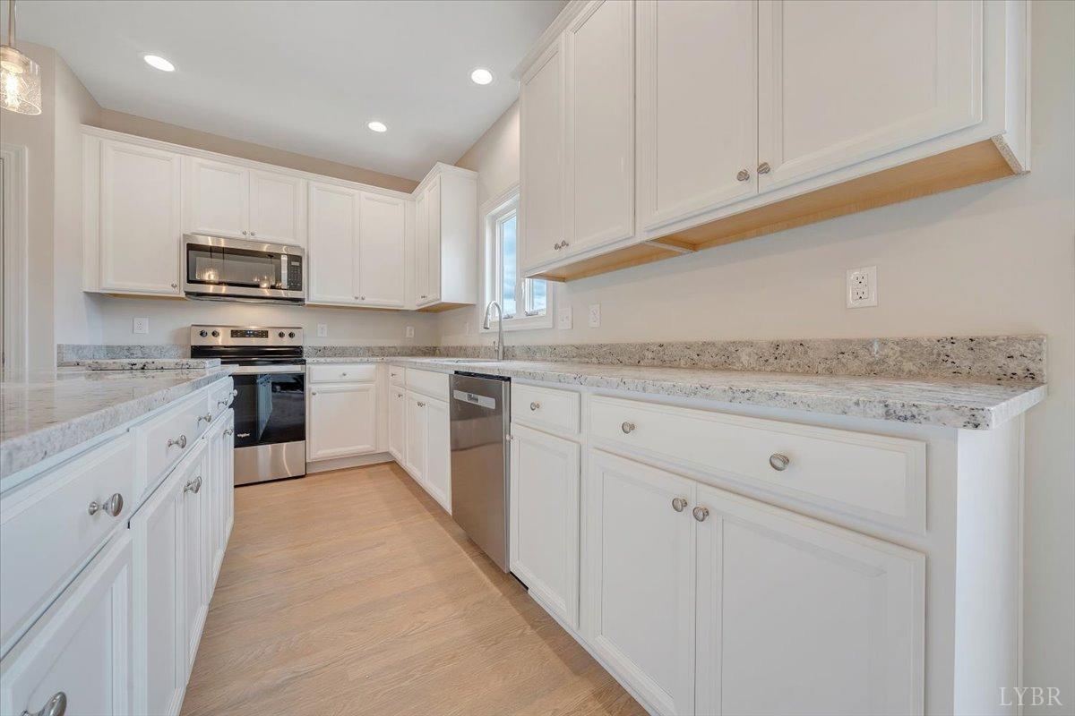 20 Elk Creel Road, Forest, Virginia image 2