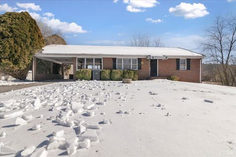 Photo of 1982 Lawyers Rd Rd, Lynchburg, VA 24501 (MLS # 364407)