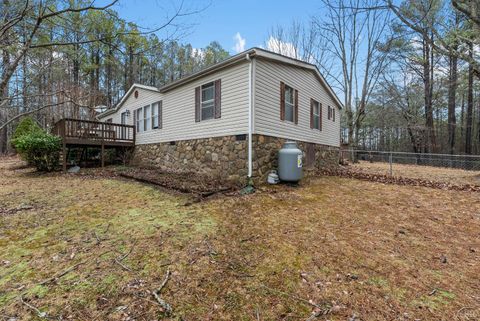 Tiny photo for 675 Pacoman Road, Evington, VA 24550 (MLS # 364754)