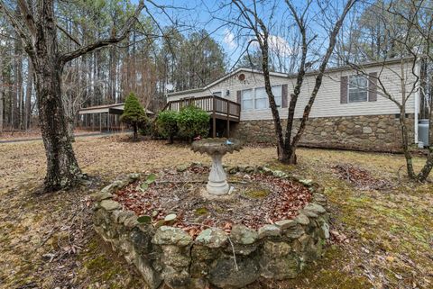 Tiny photo for 675 Pacoman Road, Evington, VA 24550 (MLS # 364754)
