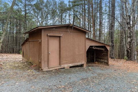 Tiny photo for 675 Pacoman Road, Evington, VA 24550 (MLS # 364754)