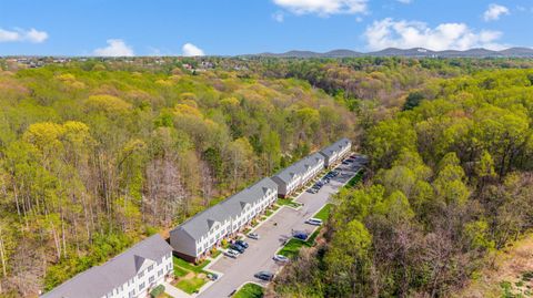 Tiny photo for 2009 Lakeside Drive #216, Lynchburg, VA 24501 (MLS # 365710)