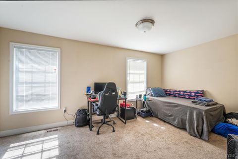 Tiny photo for 2009 Lakeside Drive #216, Lynchburg, VA 24501 (MLS # 365710)