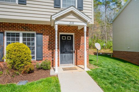 Tiny photo for 2009 Lakeside Drive #216, Lynchburg, VA 24501 (MLS # 365710)