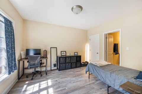 Tiny photo for 2009 Lakeside Drive #216, Lynchburg, VA 24501 (MLS # 365710)