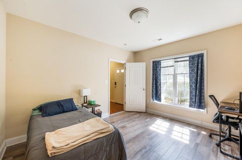 Tiny photo for 2009 Lakeside Drive #216, Lynchburg, VA 24501 (MLS # 365710)