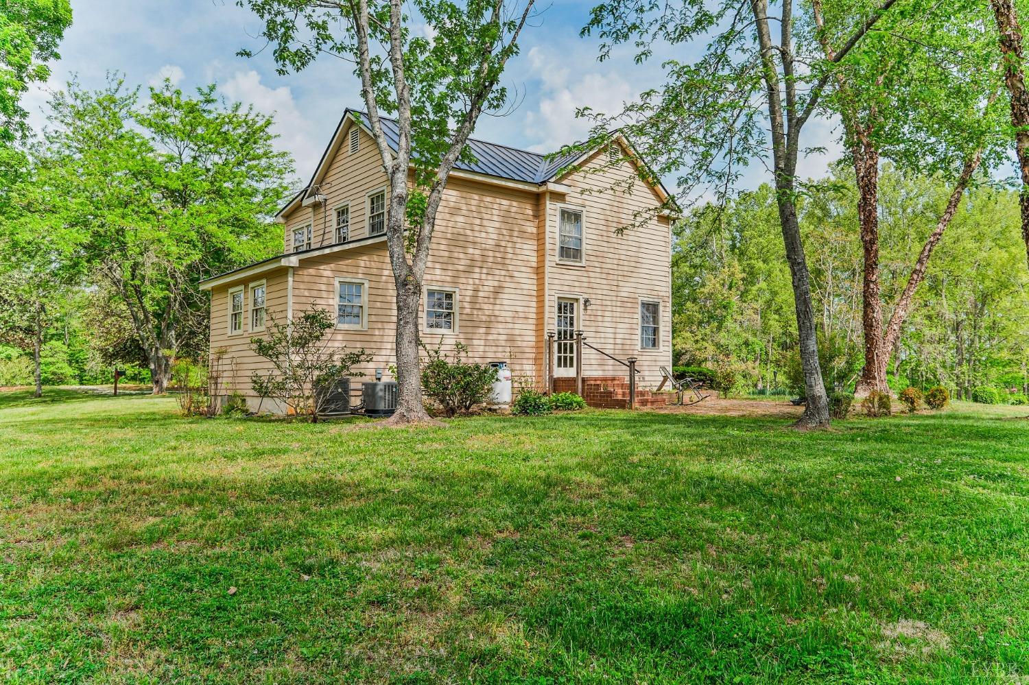5722 James River Road, Gladstone, Virginia image 6