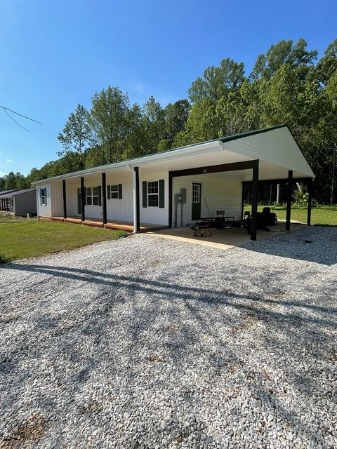 Tiny photo for 212 Cornfield Lane, Appomattox, VA 24522 (MLS # 360114)