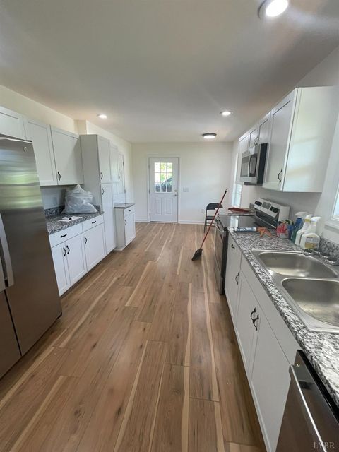 Tiny photo for 212 Cornfield Lane, Appomattox, VA 24522 (MLS # 360114)