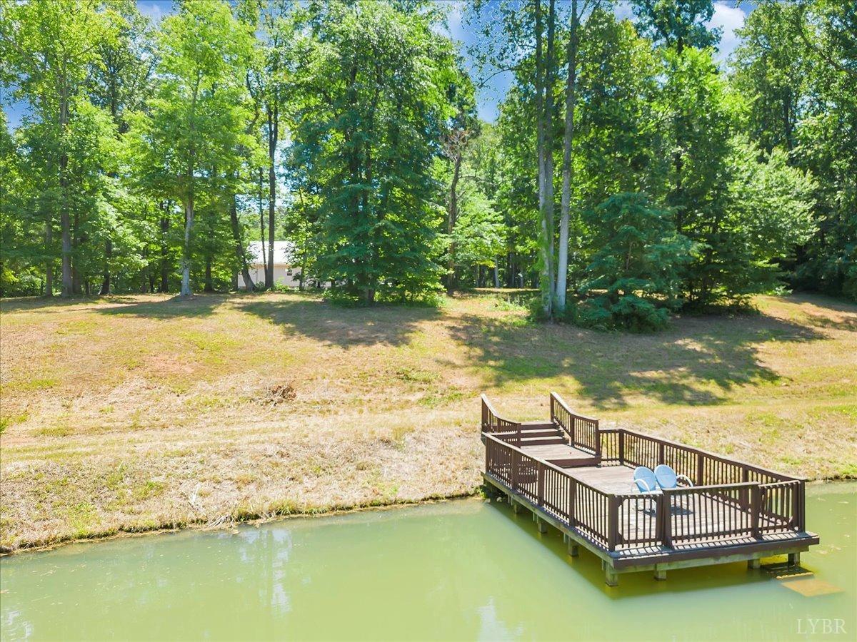 Appomattox, Virginia 24522, United States, 4 Bedrooms Bedrooms, ,4 BathroomsBathrooms,Residential,Pending,53295