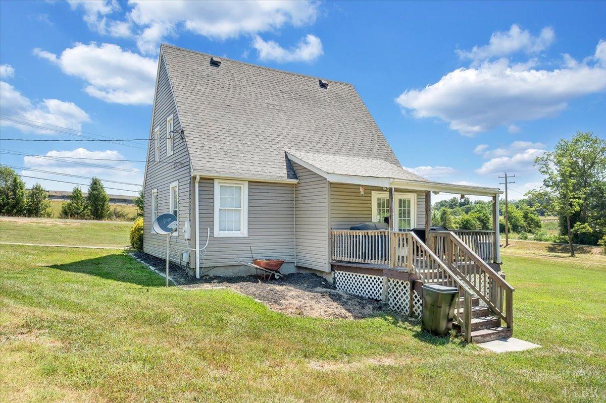 Appomattox, Virginia 24522, United States, 4 Bedrooms Bedrooms, ,4 BathroomsBathrooms,Residential,Pending,53295