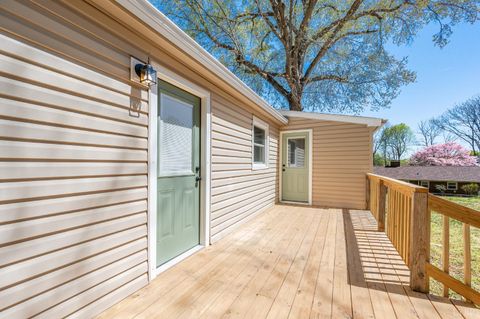 Tiny photo for 1246 Sparrow Place, Forest, VA 24551 (MLS # 365826)