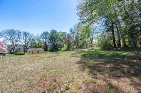 Tiny photo for 1246 Sparrow Place, Forest, VA 24551 (MLS # 365826)