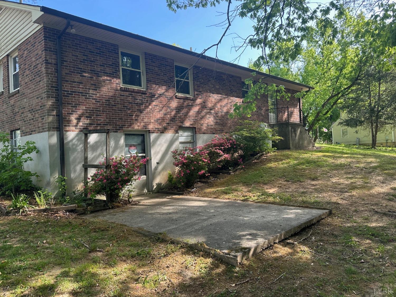 116 Carson St St, Brookneal, Virginia image 8