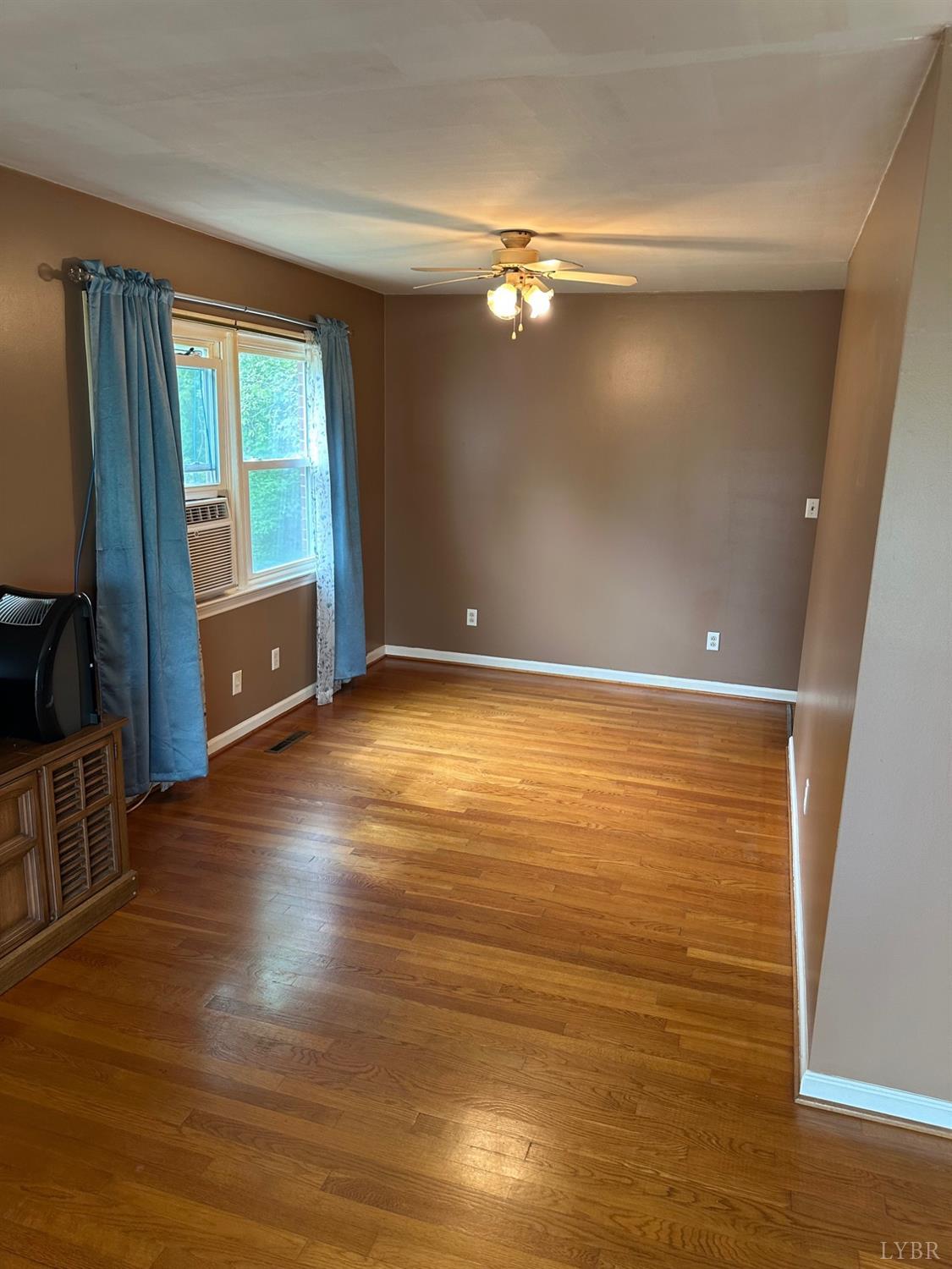 116 Carson St St, Brookneal, Virginia image 16