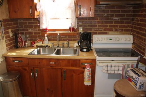 Tiny photo for 42 Edgeway Drive, Lynchburg, VA 24502 (MLS # 364639)