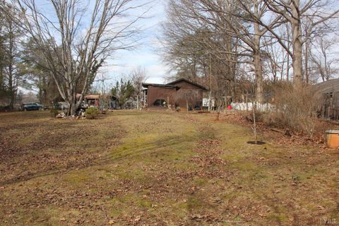 Tiny photo for 42 Edgeway Drive, Lynchburg, VA 24502 (MLS # 364639)
