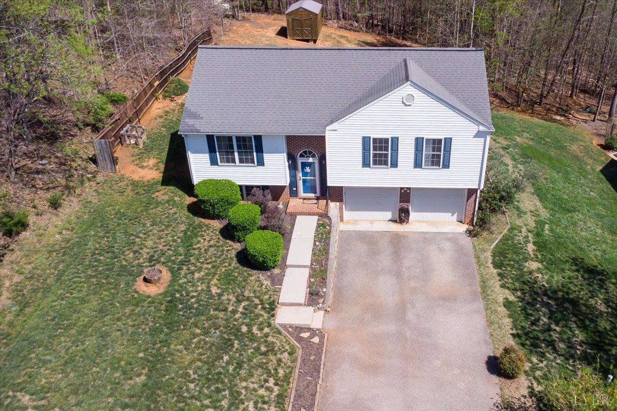 1027 Alison Lane, Vinton, Virginia image 33