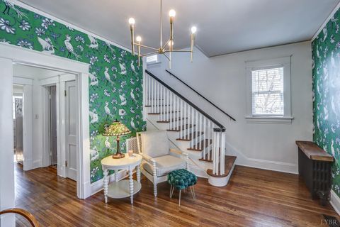 Tiny photo for 809 Byrd Street, Lynchburg, VA 24504 (MLS # 364442)