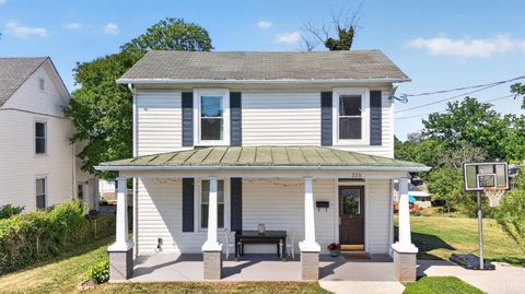 Photo of 226 Bell Street, Lynchburg, VA 24501 (MLS # 366746)