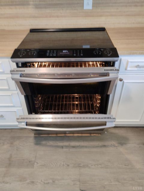 Tiny photo for 1316 DUDLEY Road, Moneta, VA 24121 (MLS # 364523)