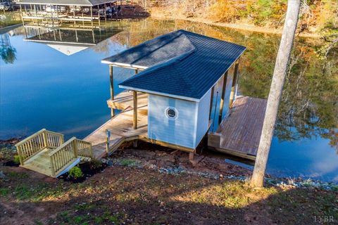 Tiny photo for 172 Lakewatch Circle, Moneta, VA 24121 (MLS # 363052)