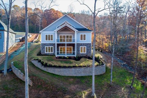 Tiny photo for 172 Lakewatch Circle, Moneta, VA 24121 (MLS # 363052)