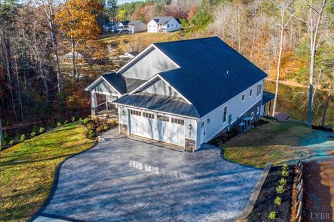 Tiny photo for 172 Lakewatch Circle, Moneta, VA 24121 (MLS # 363052)
