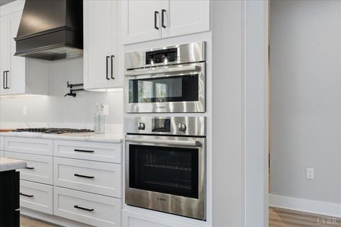 Tiny photo for 172 Lakewatch Circle, Moneta, VA 24121 (MLS # 363052)